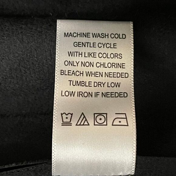 Nine. Eight New York Plus Size Short Sleeve Black Faux Leather Dress NWT Size 2X - Picture 7 of 7